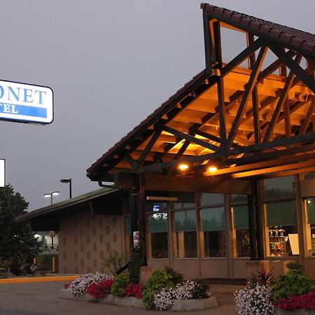 Coronet Hotel Prince Albert Bagian luar foto
